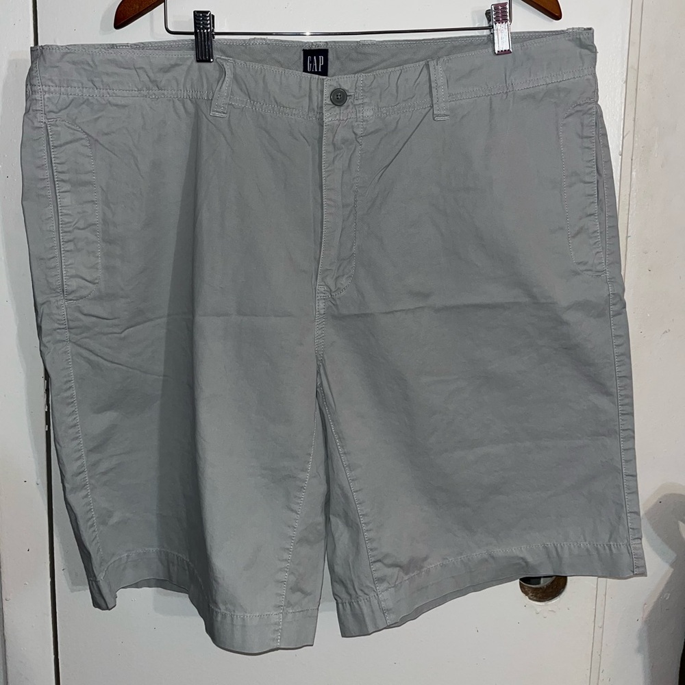 GAP 2014 Men's Light Gray Chino Shorts Size 42 100% Cotton Made In Srilanka